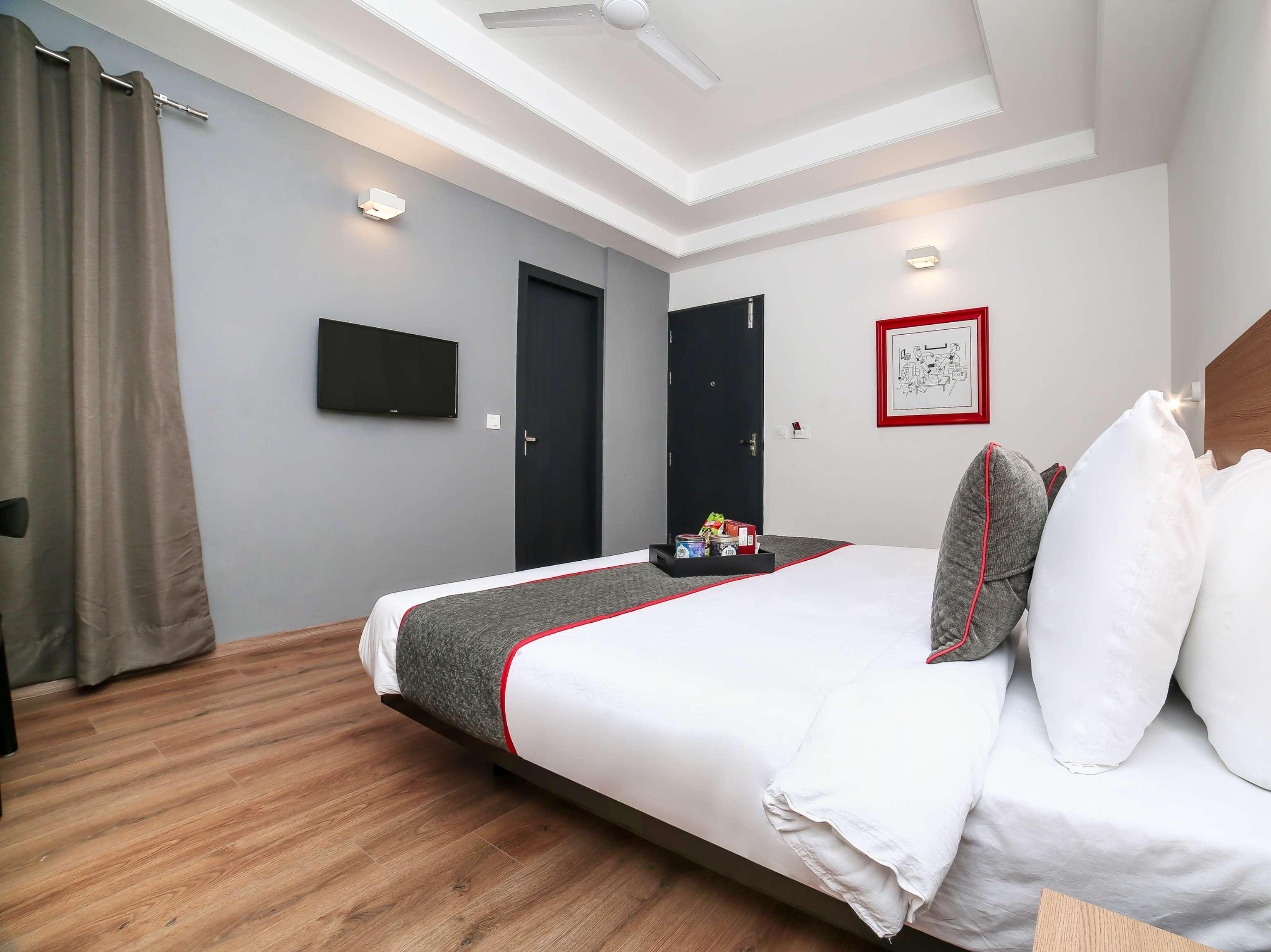 Collection O Townhouse 069 Hotel Gurgaon Luaran gambar