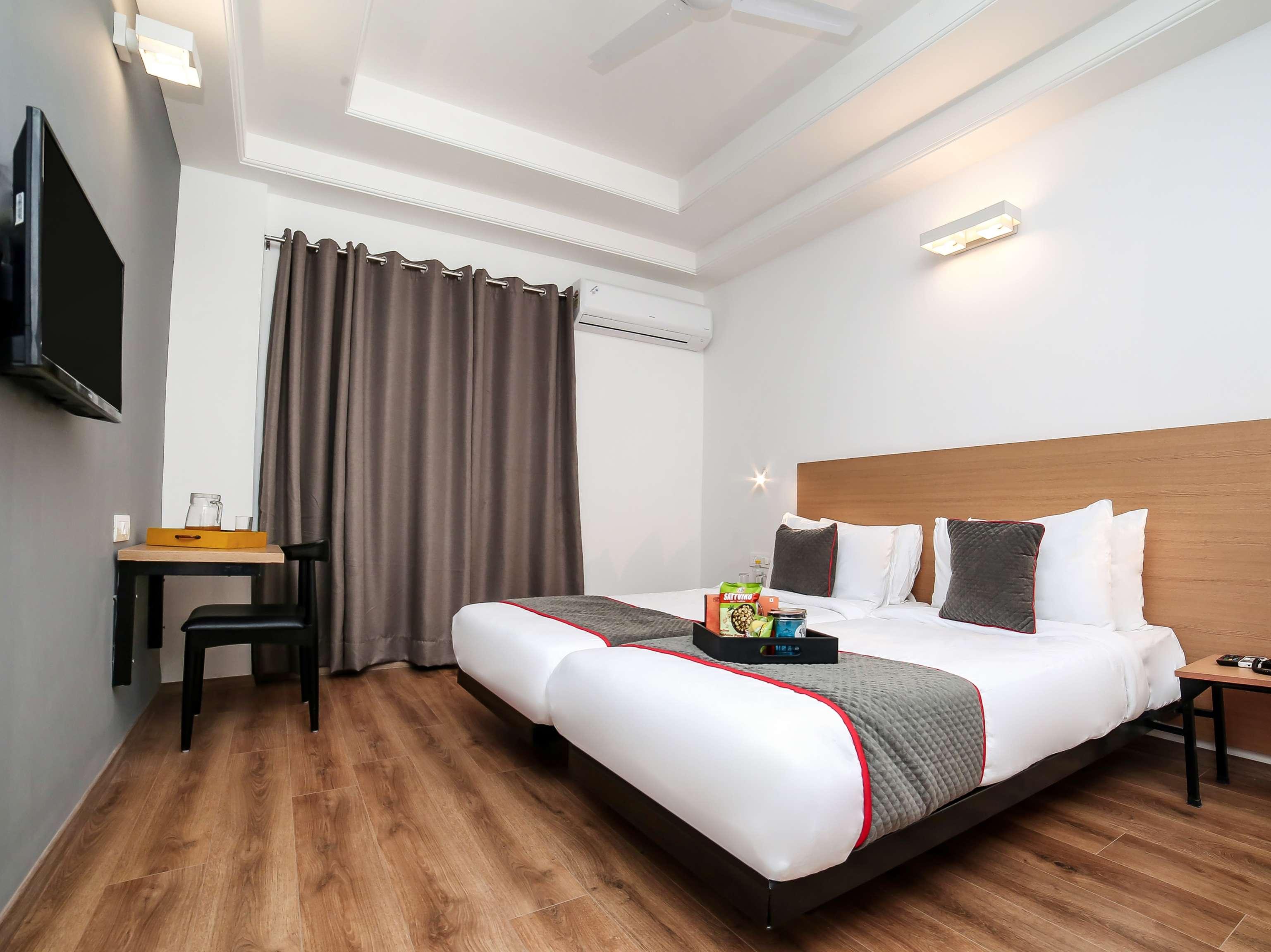 Collection O Townhouse 069 Hotel Gurgaon Luaran gambar