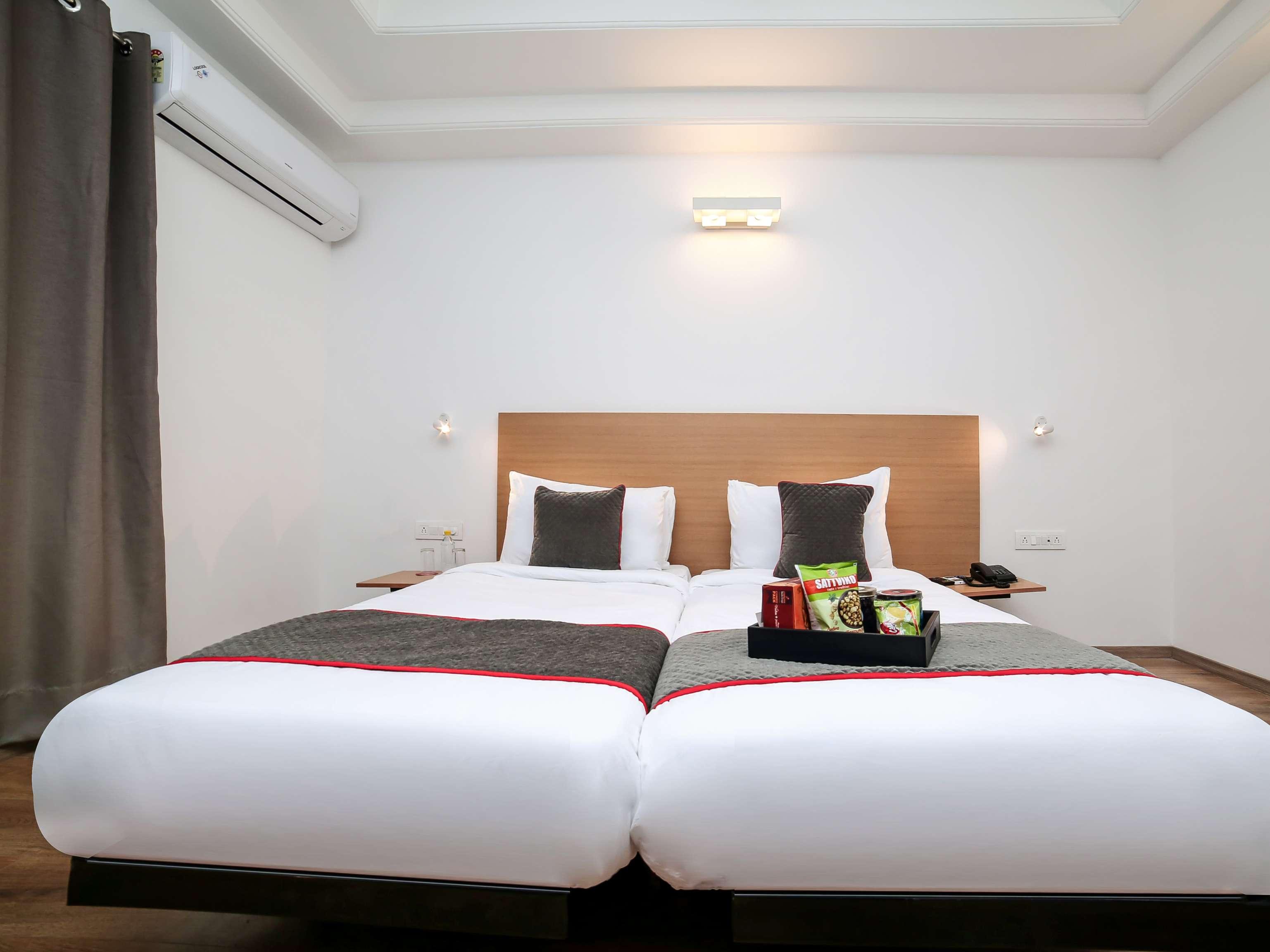 Collection O Townhouse 069 Hotel Gurgaon Luaran gambar