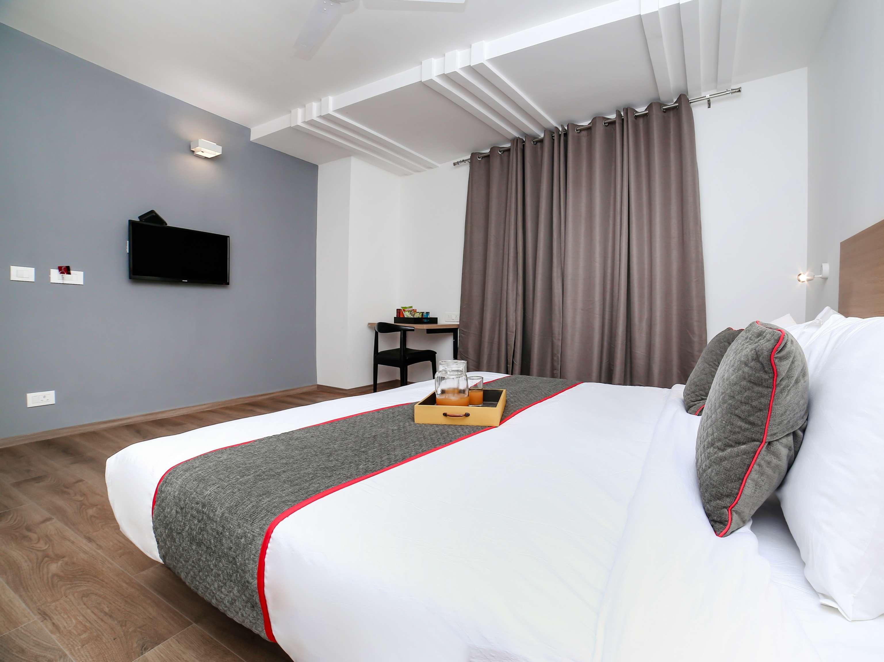Collection O Townhouse 069 Hotel Gurgaon Luaran gambar