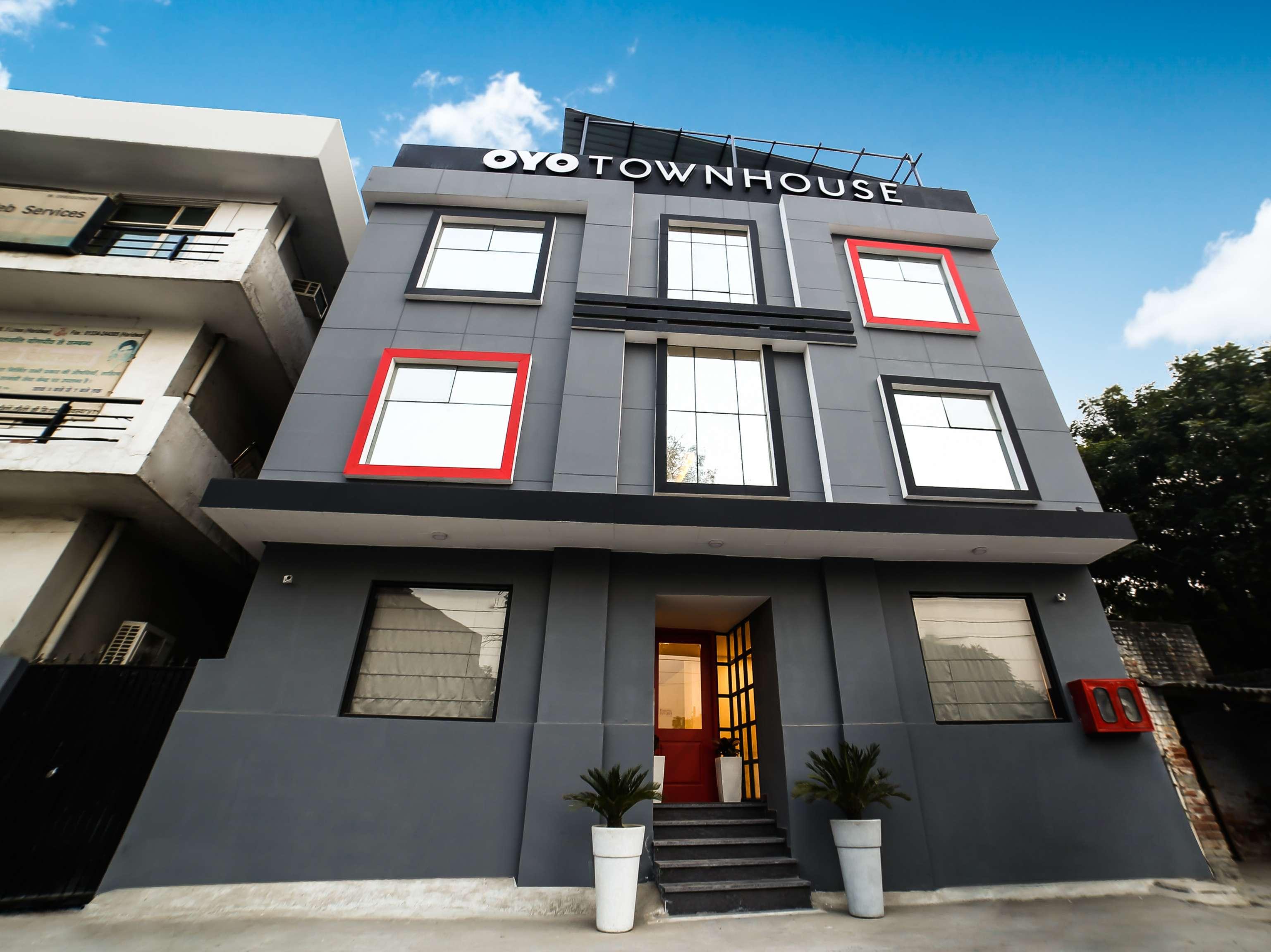 Collection O Townhouse 069 Hotel Gurgaon Luaran gambar