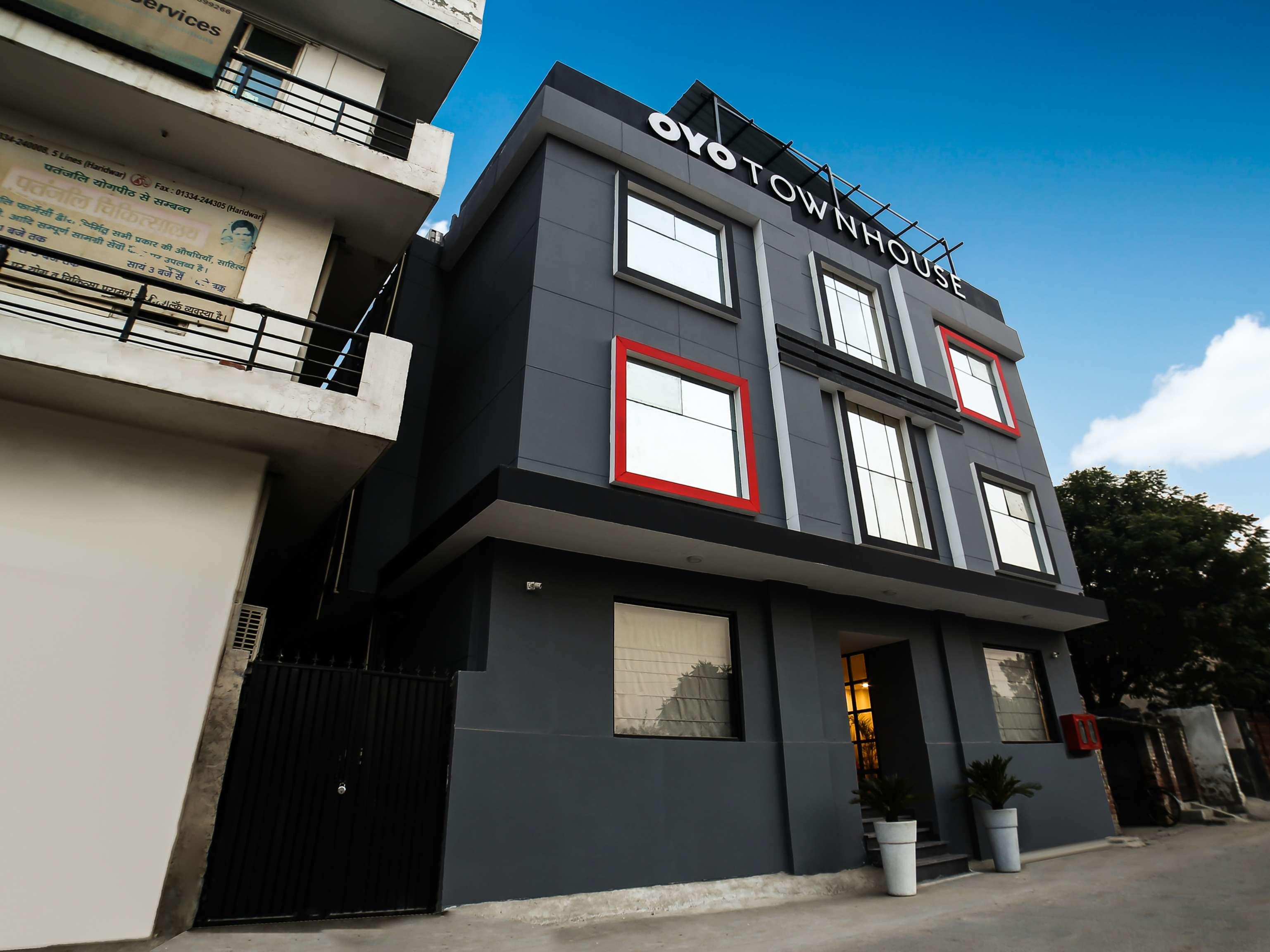 Collection O Townhouse 069 Hotel Gurgaon Luaran gambar
