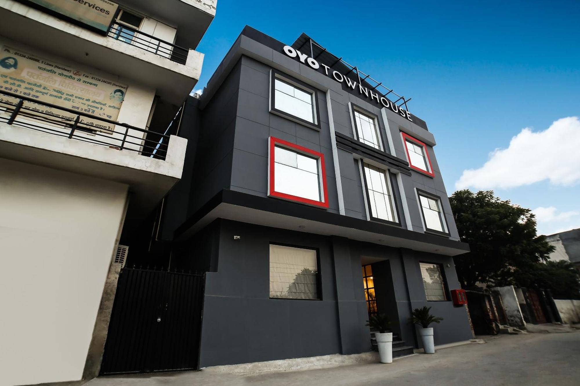 Collection O Townhouse 069 Hotel Gurgaon Luaran gambar