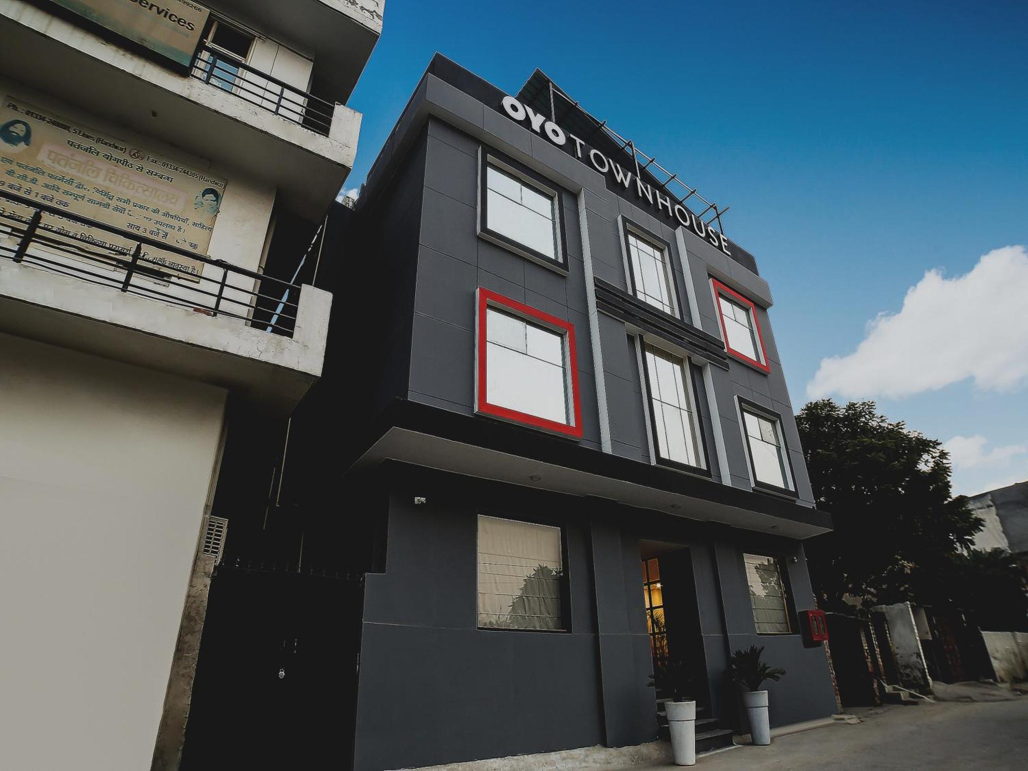 Collection O Townhouse 069 Hotel Gurgaon Luaran gambar