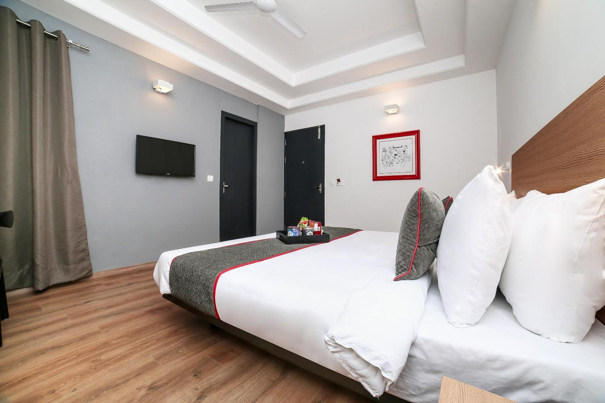 Collection O Townhouse 069 Hotel Gurgaon Luaran gambar