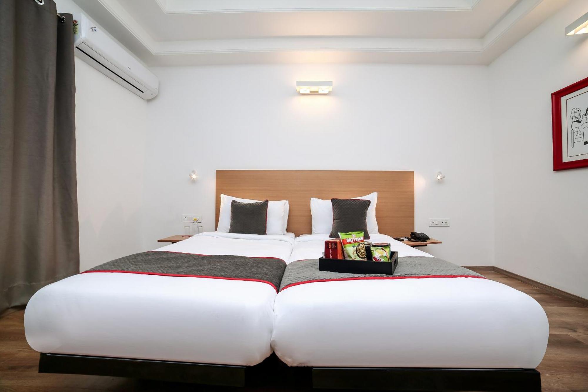 Collection O Townhouse 069 Hotel Gurgaon Luaran gambar